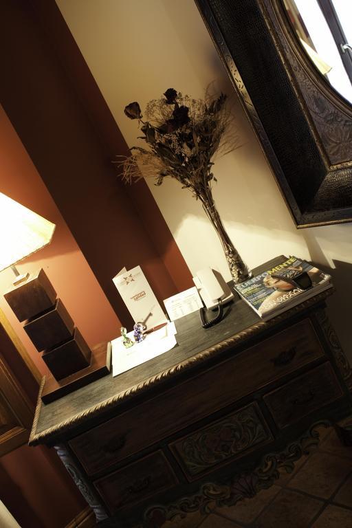 Hotel Posada La Robleda (Adults Only) Arnuero Dış mekan fotoğraf