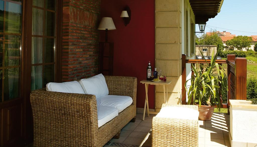 Hotel Posada La Robleda (Adults Only) Arnuero Dış mekan fotoğraf