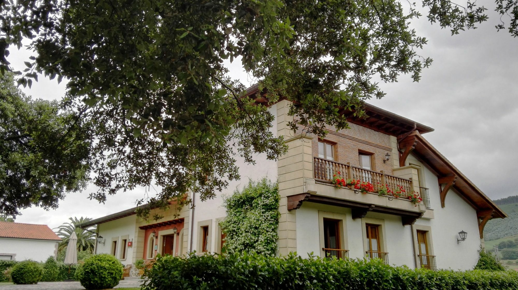 Hotel Posada La Robleda (Adults Only) Arnuero Dış mekan fotoğraf